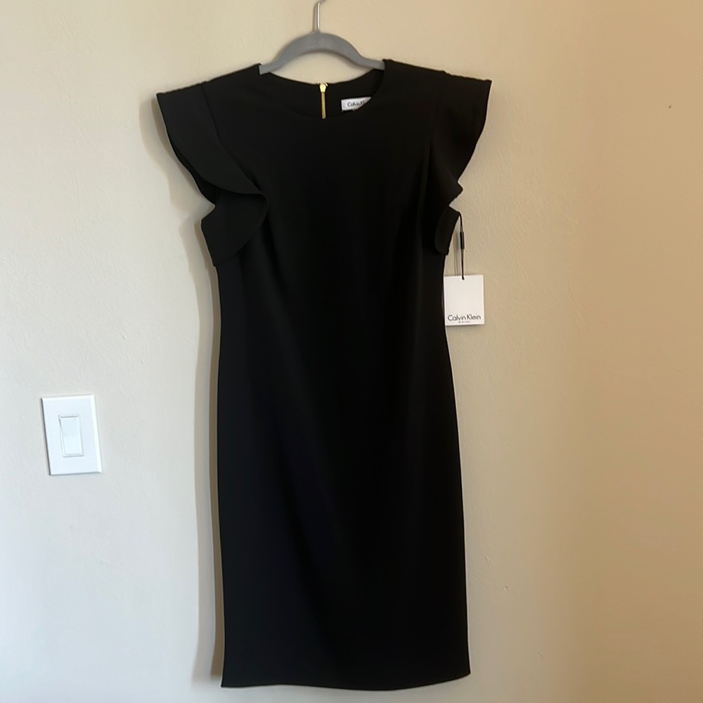 Flutter sleeve Calvin Klein dress